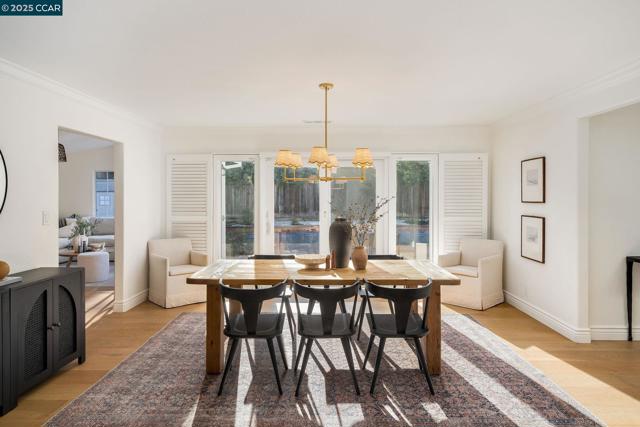 115 Camino Encanto, Danville CA: https://media.crmls.org/mediaz/97855d05-84c1-415a-9605-4cfaba9a452a.jpg