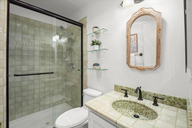 2650 Kentworth Way, Santa Clara CA: https://media.crmls.org/mediaz/978619e8-abf9-463f-9ce2-d755d40f2a0b.jpg