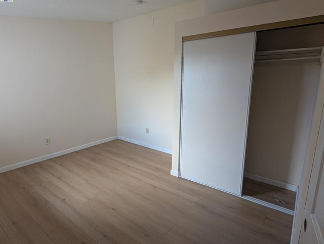 27568 Gainesville Ave, Hayward CA: https://media.crmls.org/mediaz/97869860-a714-4c90-92b0-69578af99f2e.jpg