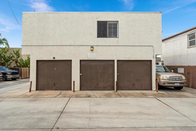 4521 Hawley Blvd, San Diego CA: https://media.crmls.org/mediaz/97869d35-f943-4d10-bdee-a11d6ebfd779.jpg