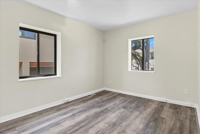 182 El Dorado Street, Monterey CA: https://media.crmls.org/mediaz/9787cc0d-545e-4660-a386-f11295e5d046.jpg