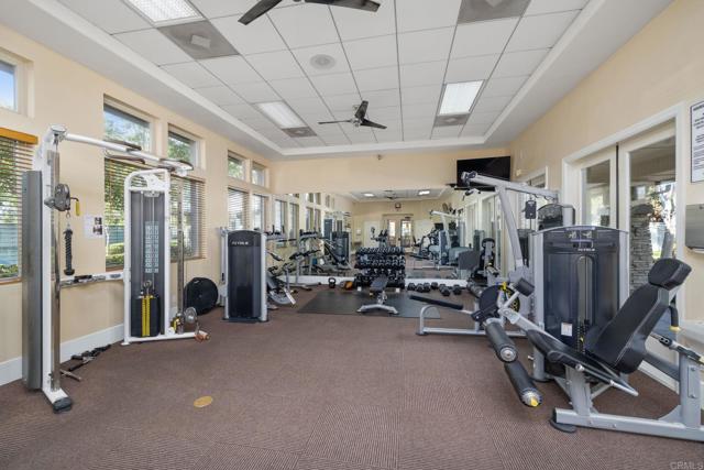 Detail Gallery Image 28 of 34 For 9753 W Canyon #4,  San Diego,  CA 92123 - 3 Beds | 2/1 Baths