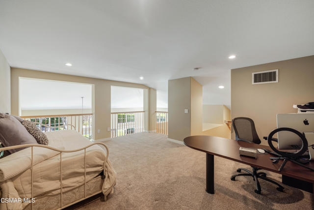 3249 Springbrook Street, Thousand Oaks CA: https://media.crmls.org/mediaz/9788e85c-3662-4e1e-8eab-0b9b7441dec5.jpg