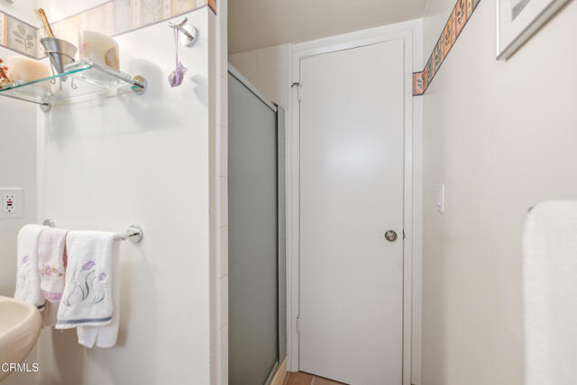 Detail Gallery Image 12 of 38 For 271 Calle Higuera, Camarillo,  CA 93010 - 6 Beds | 3 Baths