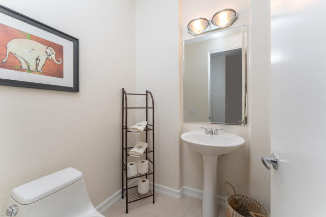 77363 Sky Mesa Lane, Indian Wells CA: https://media.crmls.org/mediaz/978a4296-d5a4-4b31-ab5b-6a91f67a6faa.jpg