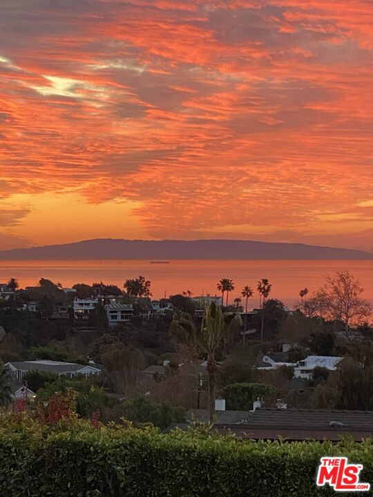 Drew Fenton | 16632 Linda Terrace Pacific Palisades CA | MLS: 7173021