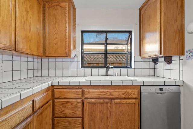 1725 Townsend Avenue, Santa Clara CA: https://media.crmls.org/mediaz/978b2343-ed17-425e-b51c-573f4bfec955.jpg