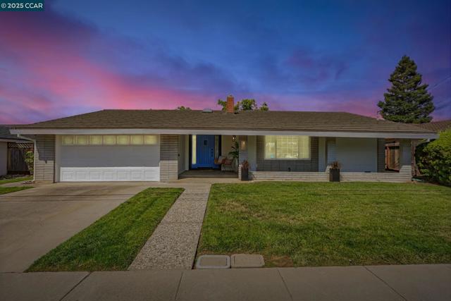 1836 Boxwood Dr, Concord CA: https://media.crmls.org/mediaz/978b4567-739b-468f-a71a-692366a7cdc8.jpg