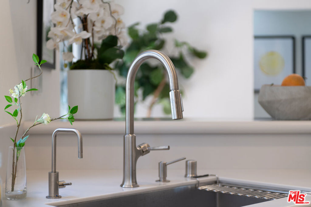 MLS #25543687 img 17