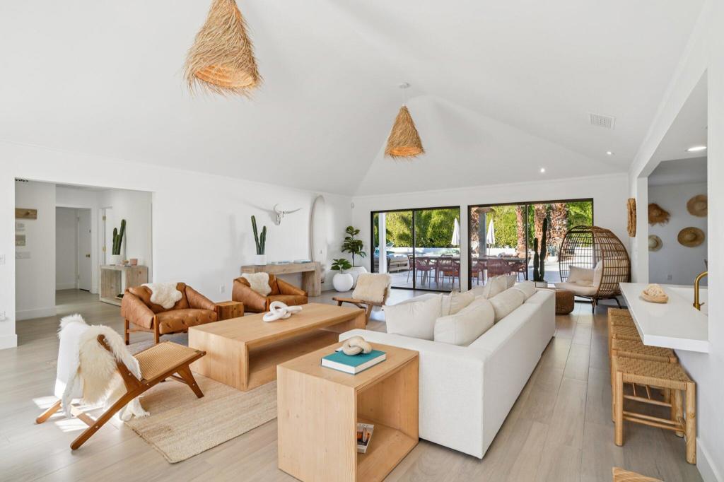 MLS #219139680DA image #14