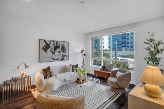 110 Channel Street, San Francisco CA: https://media.crmls.org/mediaz/978c1893-b869-4c2f-af47-a8a8a89c57a7.jpg