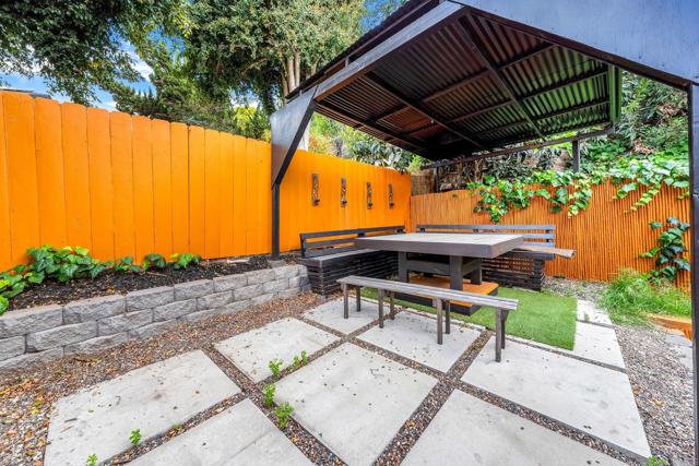 Detail Gallery Image 33 of 44 For 4848 54th St, San Diego,  CA 92115 - 6 Beds | 3 Baths