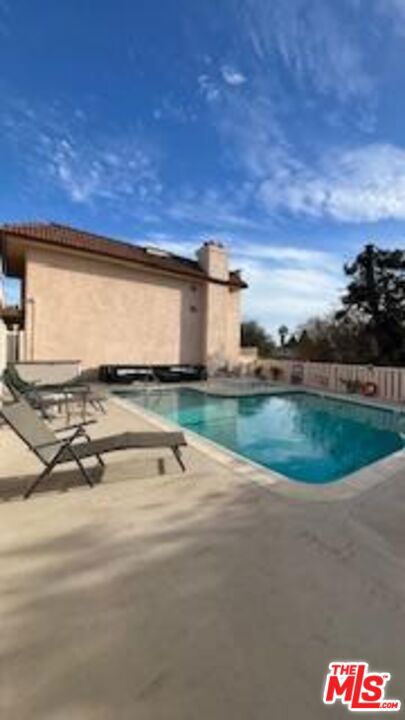 4365 Mclaughlin Avenue, Los Angeles CA: https://media.crmls.org/mediaz/978dfd6b-aab0-4882-92ec-9fdc5b3b6cbb.jpg