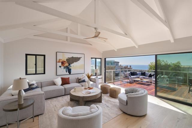 Detail Gallery Image 4 of 47 For 2465 Garfield St, Carlsbad,  CA 92008 - 4 Beds | 4/2 Baths