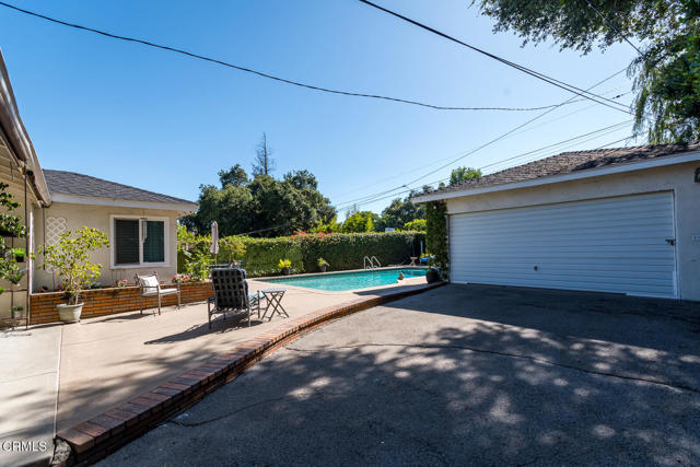 4841 Hill Street, La Canada Flintridge CA: https://media.crmls.org/mediaz/978ec1c5-c7f4-4651-9002-54a259bb196e.jpg