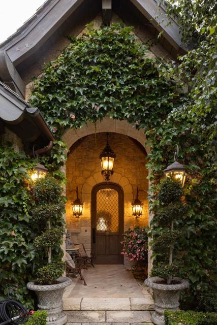 2 La Pradera Lane, Carmel CA: https://media.crmls.org/mediaz/978ed9af-e83f-4093-8f1c-02d2e8397b9e.jpg