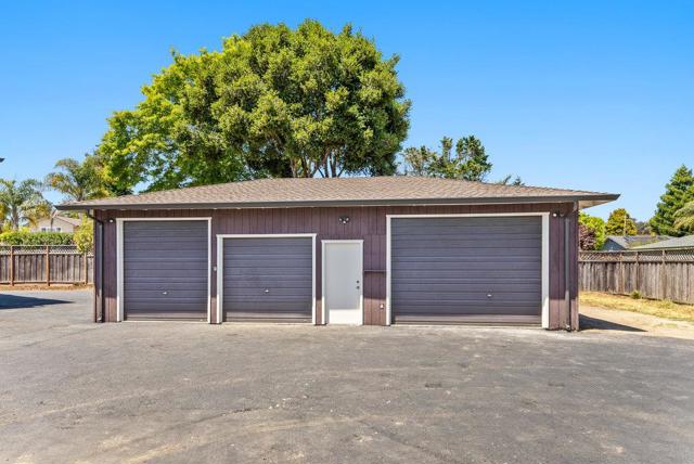 2537 Orchard Street, Soquel CA: https://media.crmls.org/mediaz/978f72a2-9c5a-4d74-aa63-ec7fef35b64c.jpg