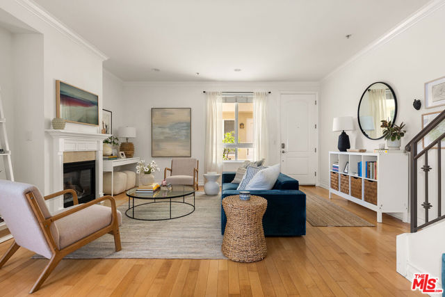 11428 National Boulevard, Los Angeles CA: https://media.crmls.org/mediaz/978fe56c-eb7e-4789-9f55-234006150a69.jpg