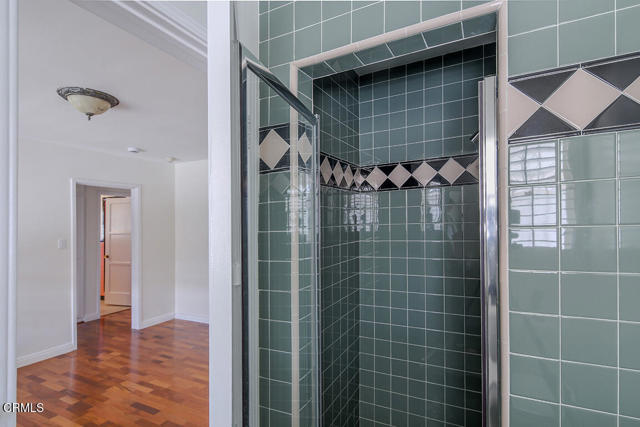 Detail Gallery Image 16 of 31 For 3411 S Cochran Ave, Los Angeles,  CA 90016 - 3 Beds | 2 Baths