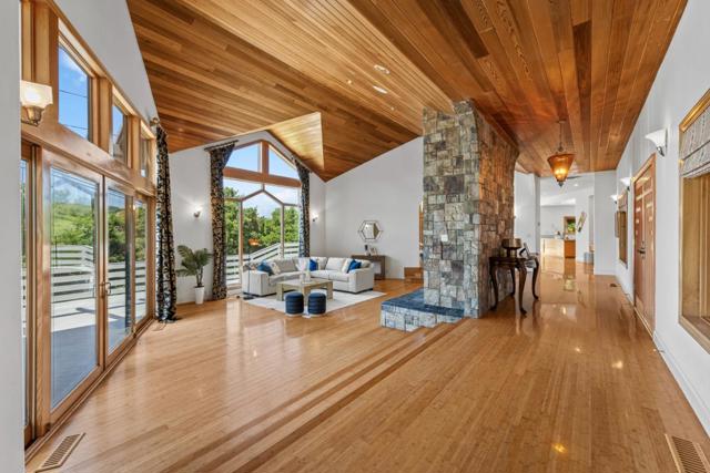 229 Payne Road, San Juan Bautista CA: https://media.crmls.org/mediaz/9791c8e2-bd2b-4b95-ade2-8ad334289ae5.jpg