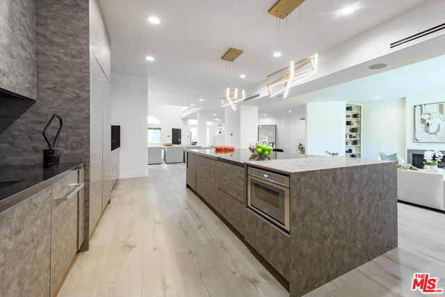14065 Valley Vista Boulevard photo 6