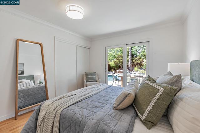 3180 Arbolado Dr, Walnut Creek CA: https://media.crmls.org/mediaz/9794cacf-6f03-4714-abd0-8177750bb8bc.jpg