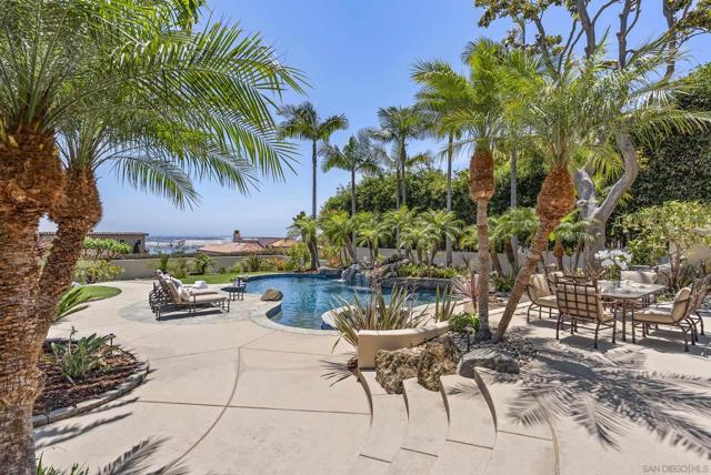 617 Gage Drive, San Diego CA: https://media.crmls.org/mediaz/9795687c-4838-4e84-866a-34e225a851e2.jpg