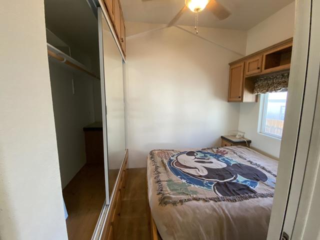 17777 Langlois Road, Desert Hot Springs CA: https://media.crmls.org/mediaz/9795fbf9-5a60-4fcc-a621-231ddfbcc6c2.jpg