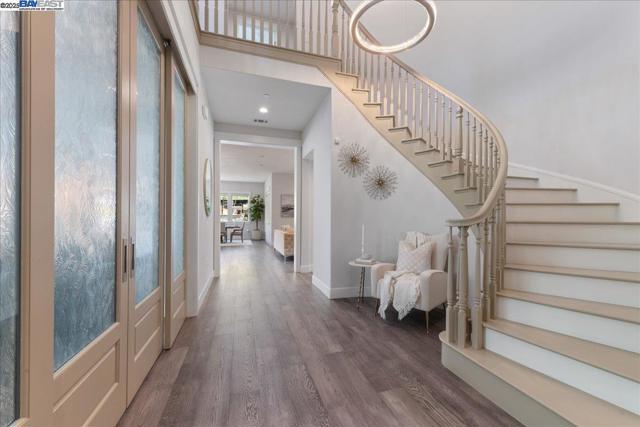 7259 Lembert Hills Dr, Dublin CA: https://media.crmls.org/mediaz/9796fd99-ad1a-4913-8992-47ed45c4a151.jpg