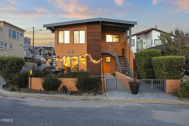 2924 Lakeshore Court, Oxnard CA: https://media.crmls.org/mediaz/9797f95e-a62d-4d0f-b53d-8c410eaf1892.jpg