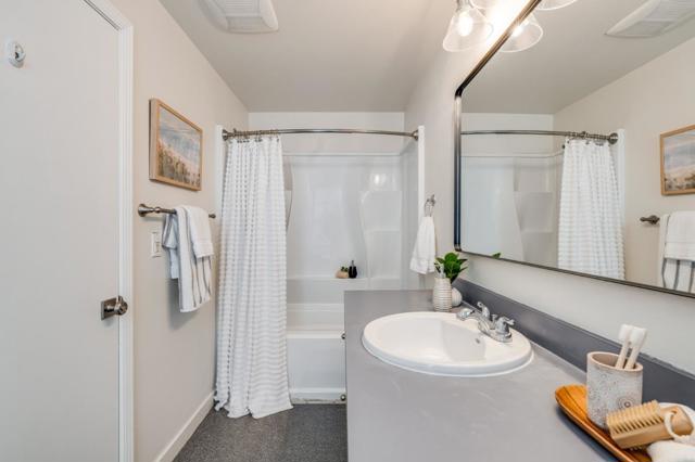 219 San Jose Avenue, Capitola CA: https://media.crmls.org/mediaz/97980375-2c49-4218-913d-af7972392df9.jpg