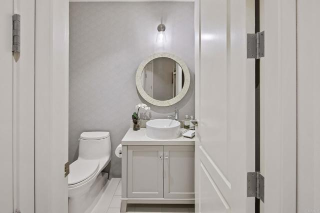 Detail Gallery Image 18 of 46 For 550 Front St #1401,  San Diego,  CA 92101 - 2 Beds | 2/1 Baths