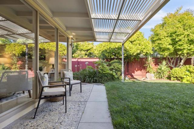 3129 Stelling Drive, Palo Alto CA: https://media.crmls.org/mediaz/979ab840-6829-45c2-86bb-936325064608.jpg