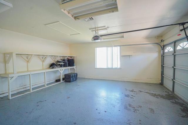 702 El Portal Avenue, Manteca CA: https://media.crmls.org/mediaz/979be887-bb3b-4c7d-ad41-2fe30efa0eda.jpg