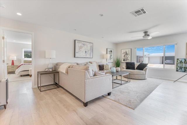 73411 Brown Rabbit Drive, Palm Desert CA: https://media.crmls.org/mediaz/979c2e8c-c9f6-46e0-ae21-97033beaf37b.jpg