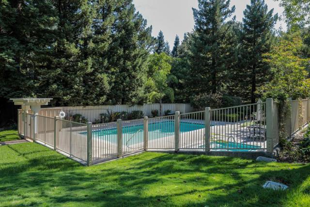 699 Manresa Lane, Los Altos CA: https://media.crmls.org/mediaz/979c8cdb-02d3-46ad-a654-6dfd7bbcd408.jpg