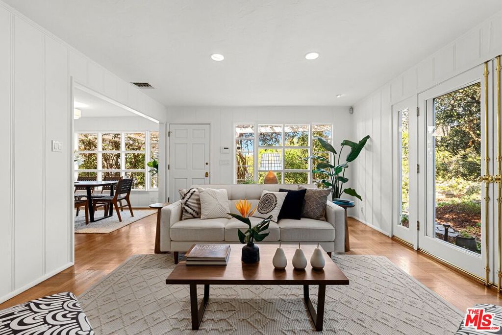 2666 La Cuesta Drive