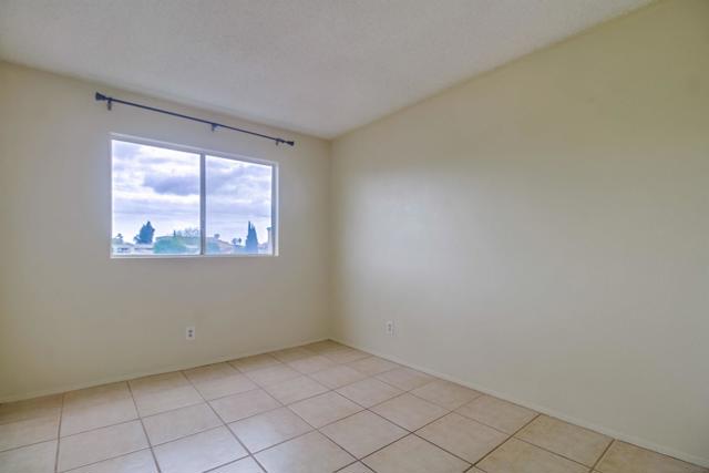 4410 12 Highland Ave, San Diego CA: https://media.crmls.org/mediaz/979dbf20-46cf-40a5-9c1b-cb8de8f78513.jpg