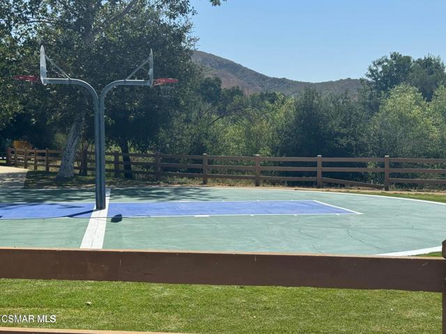 5429 Fairview Place, Agoura Hills CA: https://media.crmls.org/mediaz/979df37b-5f4a-4ecf-b274-a086aa4a243e.jpg