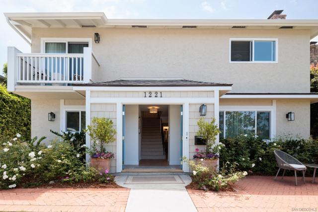 1221 Virginia Way, La Jolla CA: https://media.crmls.org/mediaz/979e83bb-8b48-4ea0-8639-3b14c7a6d6f2.jpg