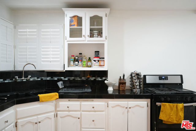 1819 W 129th Street, Gardena CA: https://media.crmls.org/mediaz/979f086c-52c5-4b0e-a612-09f8937e2e07.jpg
