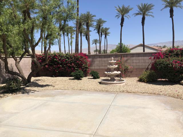 78102 Vinewood Drive, Palm Desert CA: https://media.crmls.org/mediaz/979fa19d-aba5-4da5-9601-ab703604e580.jpg