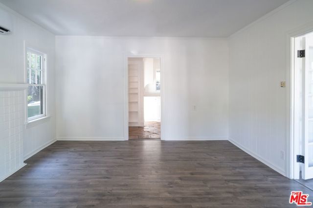 2206 Avon Street photo 8