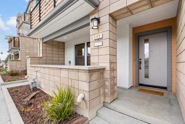609 E Evelyn Avenue, Sunnyvale CA: https://media.crmls.org/mediaz/97a0cb73-89a7-417f-97eb-b416e656e958.jpg