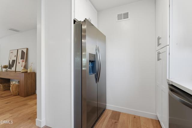 Detail Gallery Image 19 of 54 For 22718 Cantlay St, West Hills,  CA 91307 - 3 Beds | 2 Baths