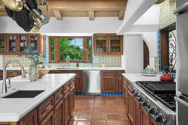 Image 11 of 70 For 72200 Clancy Lane