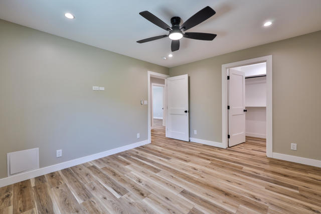 32299 Whispering Palms Trail, Cathedral City CA: https://media.crmls.org/mediaz/97a380f9-1df3-4cf0-b6fd-7f35637c6da3.jpg