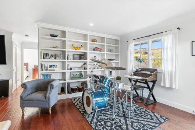 15340 Via Los Tulares, Carmel Valley CA: https://media.crmls.org/mediaz/97a3bbb0-52c4-4991-a44f-f376b9d8044e.jpg