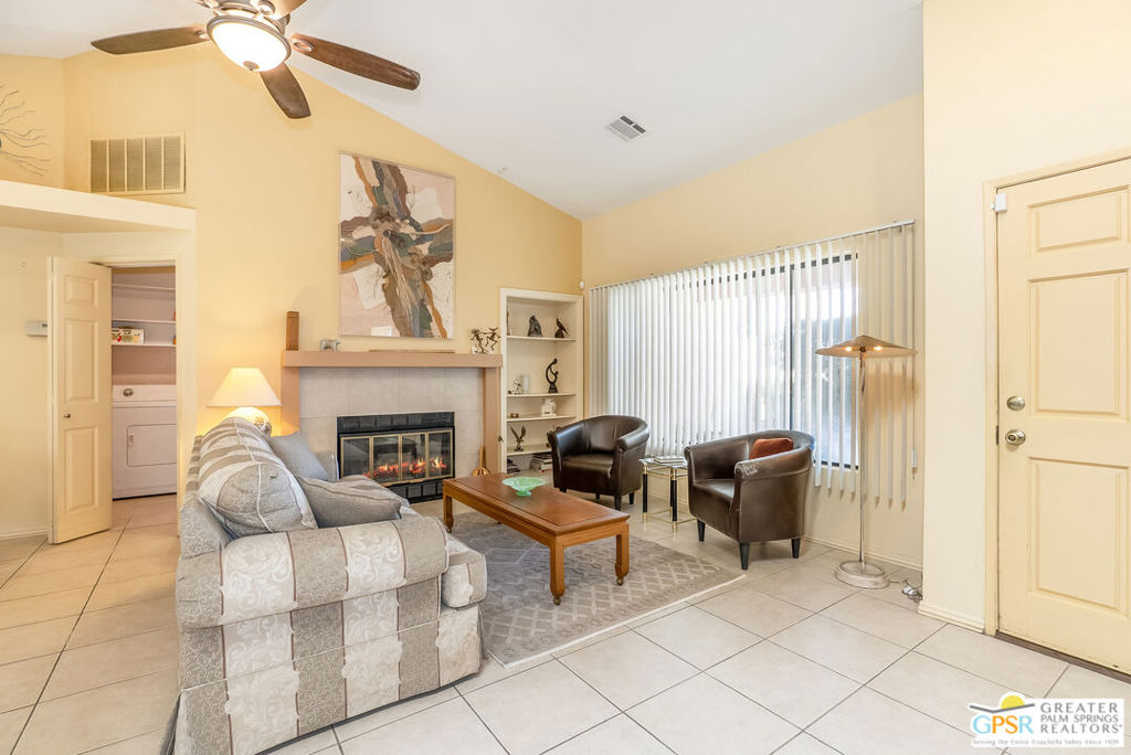 MLS #25617957PS image #2