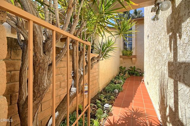 Detail Gallery Image 35 of 41 For 889 Miller Ct, Ventura,  CA 93003 - 3 Beds | 2 Baths